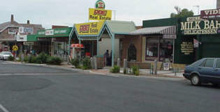 A street in Inverloch Center